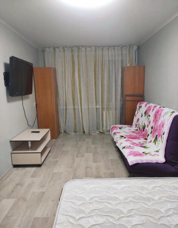 Продается прекрасная 1-комнатная квартира  в спокойном районе города по адресу: ул. - Новотроицк