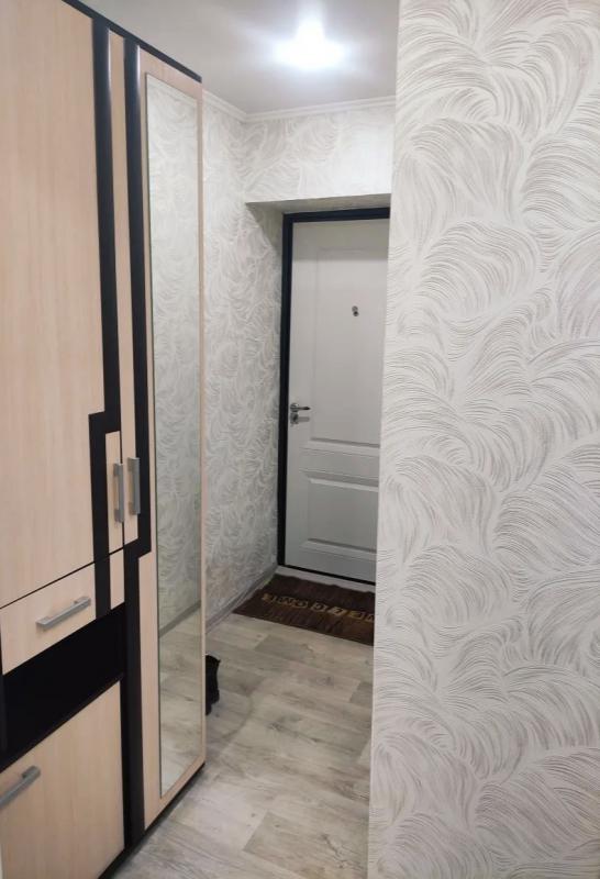 Продается прекрасная 1-комнатная квартира  в спокойном районе города по адресу: ул. - Новотроицк