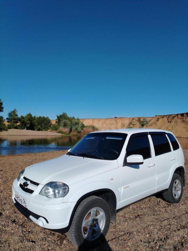 продам Шеврале -Нива в идеальном состоянии, не битая, не крашенная, один собственник, эксплуатация т - Орск