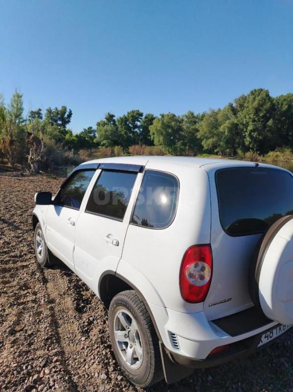 продам Шеврале -Нива в идеальном состоянии, не битая, не крашенная, один собственник, эксплуатация т - Орск