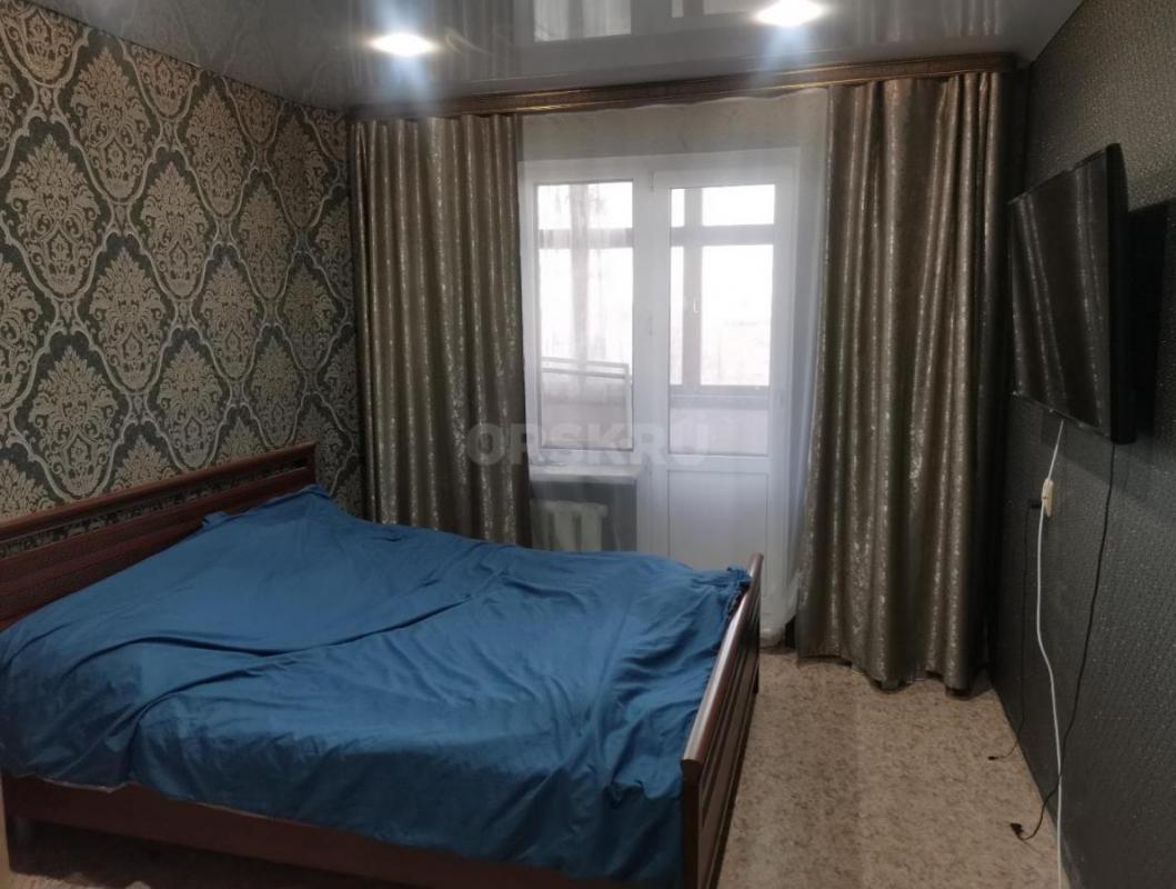 Продам 3к кв улучшенный планировки на ОЗТП,остановка "Рябинушка",2 этаж , с развит - Орск