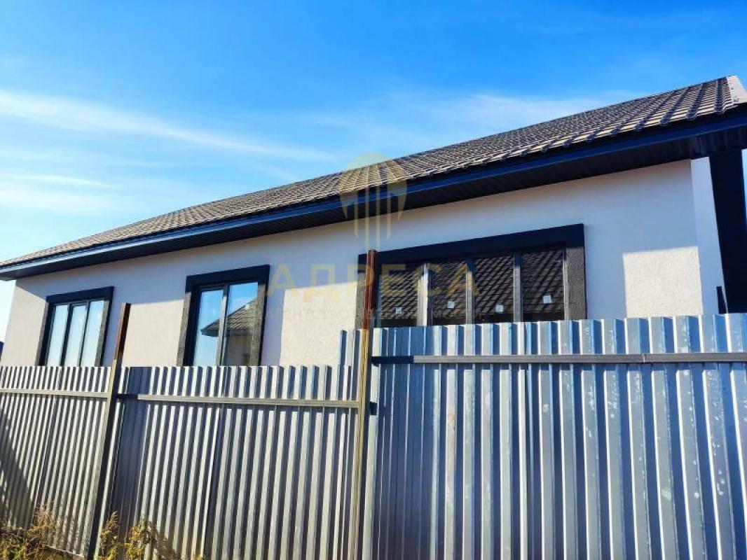 Предлагаем Вашему вниманию готовый дом с интересным дизайном в п. - Соловьевка