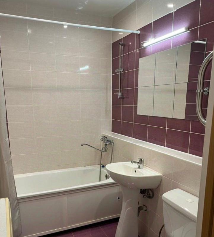 Сдается однокомнатная квартира на длительный срок. - Новотроицк