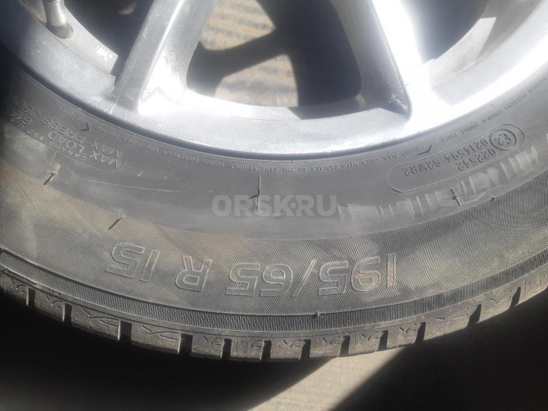 Продам комплект (4 шт) летних колес R15 в хорошем состоянии. - Орск