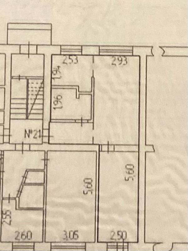Продается уютная двухкомнатная квартира в кирпичном доме на первом (высоком) этаже. - Гай