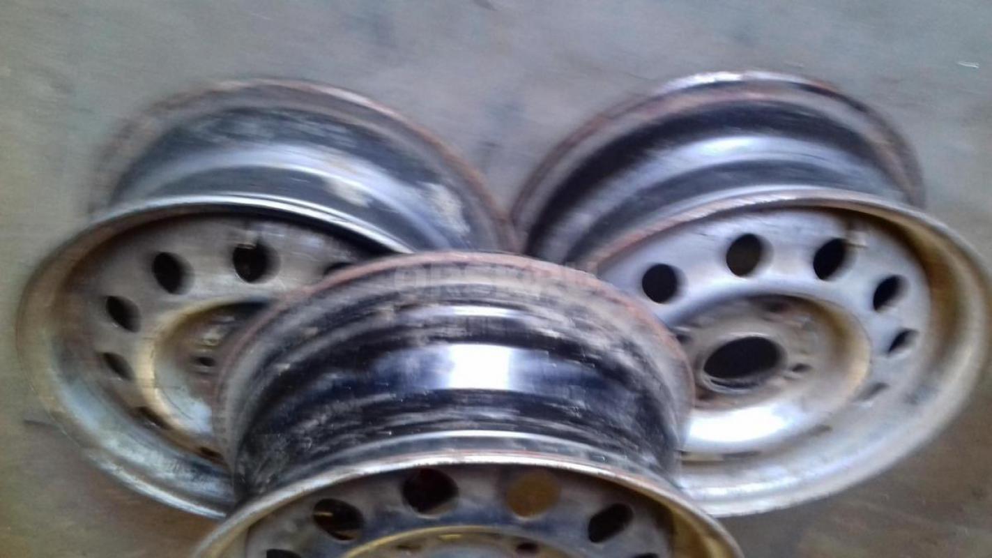 Продам штампованные диски 13" х41,0 .(остались от старого Форда Сиерра)  . - Орск