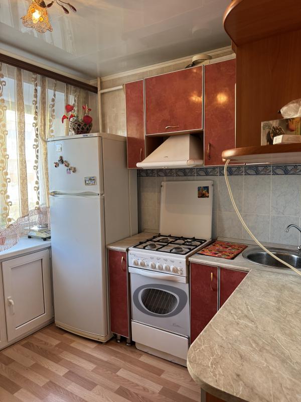 Продаётся двухкомнатная квартира площадью 41,9 кв. - Гай