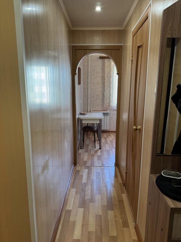 Продаётся двухкомнатная квартира площадью 41,9 кв. - Гай