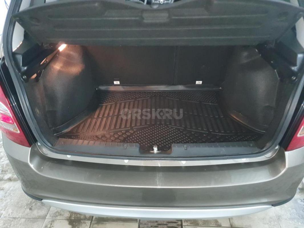 Продам  Гранта Кросс в красивом цвете! - Орск