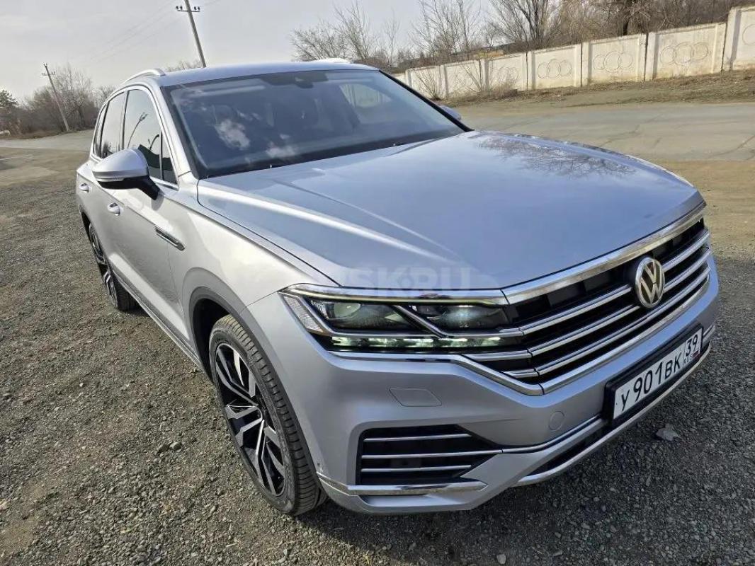 VOLKSWAGEN TOUAREG в Полной Комплектации = Автомобиль Дилерский - АБСОЛЮТНО в ИДЕАЛЬНОМ Состоянии - - Орск
