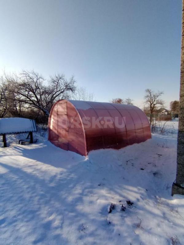 Продам садовый участок с домом СНТ «ЮУМЗ 1»  район зеленхоза
Земли 7 соток, двух этажный дом постро - Орск