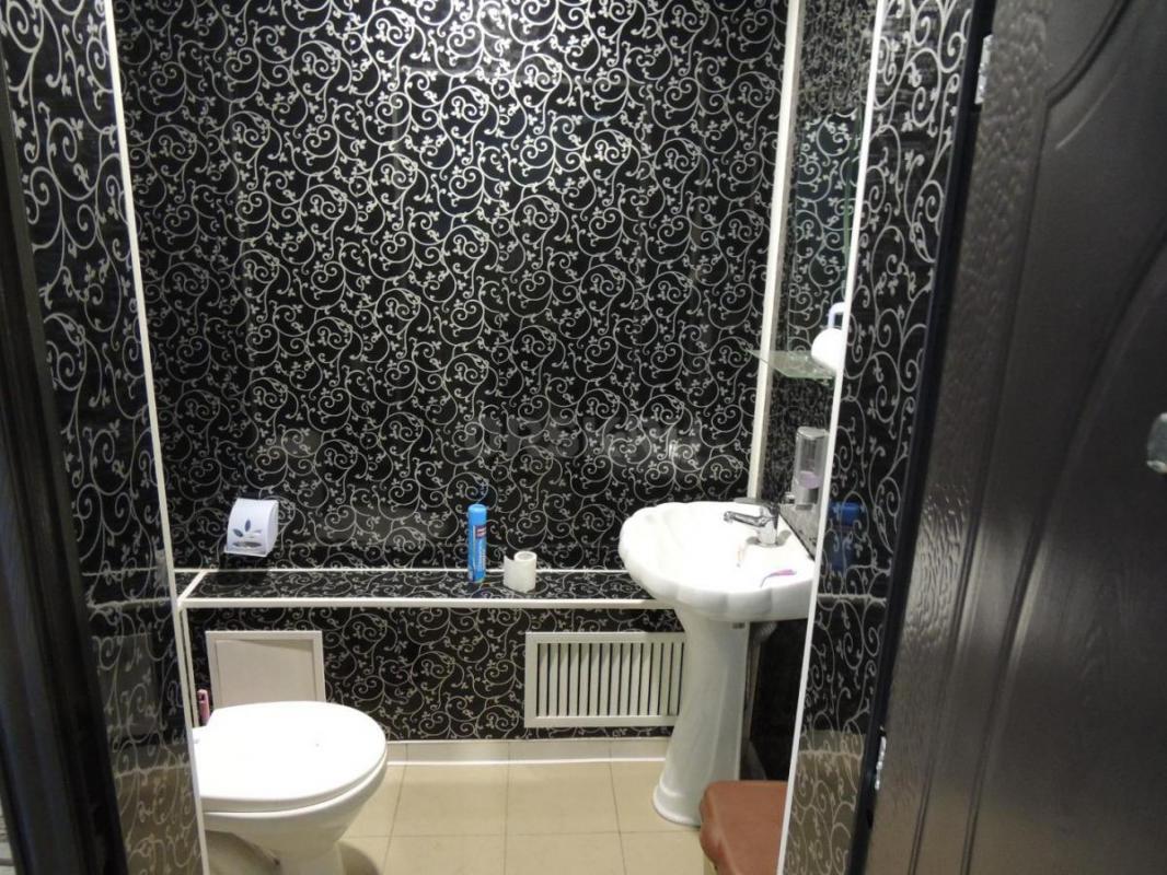 Продам отдельно стоящее здание коммерческого назначения (готовый функционирующий бизнес)  в одном из - Орск