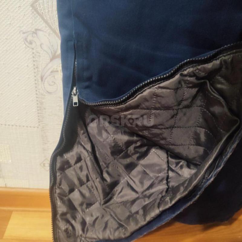 Продам рабочий комбинезон 48-50 теплый ( на тонком синтепоне) и практичный полукомбинезон (штаны на - Орск