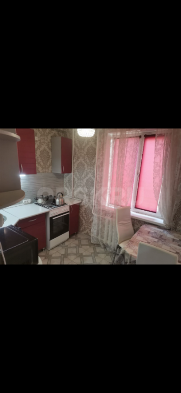 Сдам Семейной паре, без животных 2 х комнатную квартиру в районе Васнецова, рядом детский сад, школа - Орск