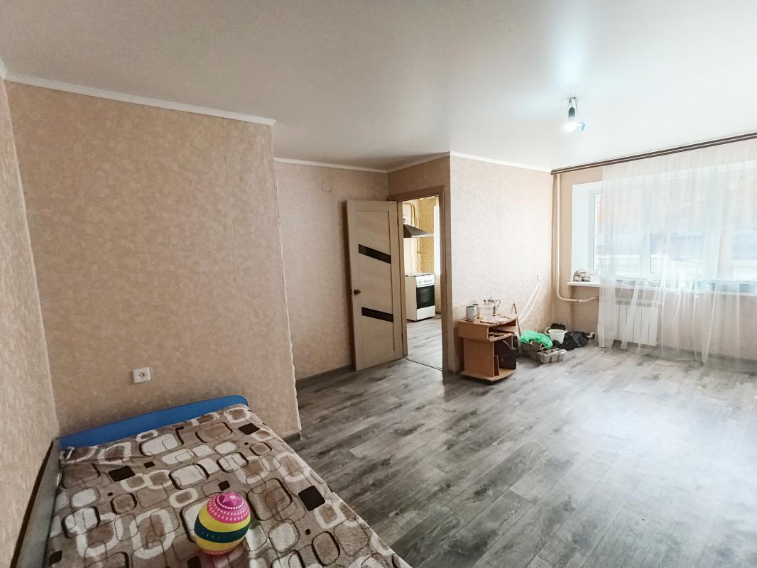 Продается 2-х комнатная квартира В САМОМ ЦЕНТРЕ ГОРОДА!!! - Новотроицк