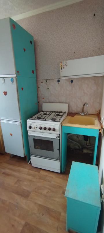 Продаю 2к квартиру по ул. - Новотроицк