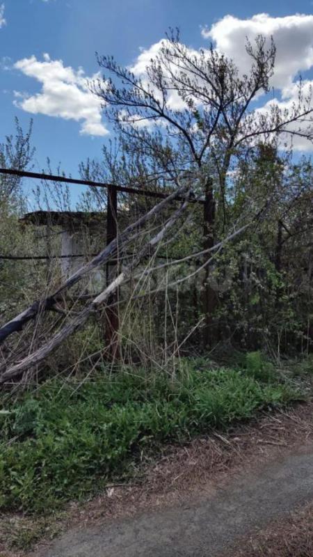 Участок с летним домиком недалеко от центра города (пл. - Орск