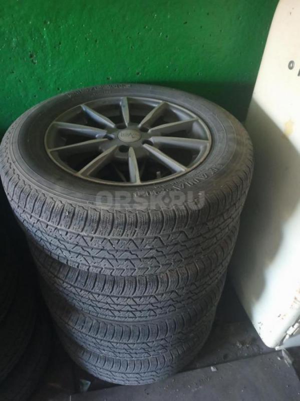 Продам 4  летние шины кама 215/65 R 16 на дисках  LegeArtis в хорошем состоянии. - Орск