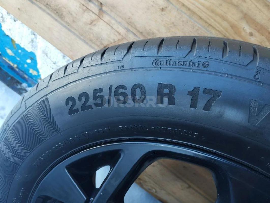 Продам летнюю резину Continental 225/60 R17  в отличном состоянии б/у 2 сезона. - Гай