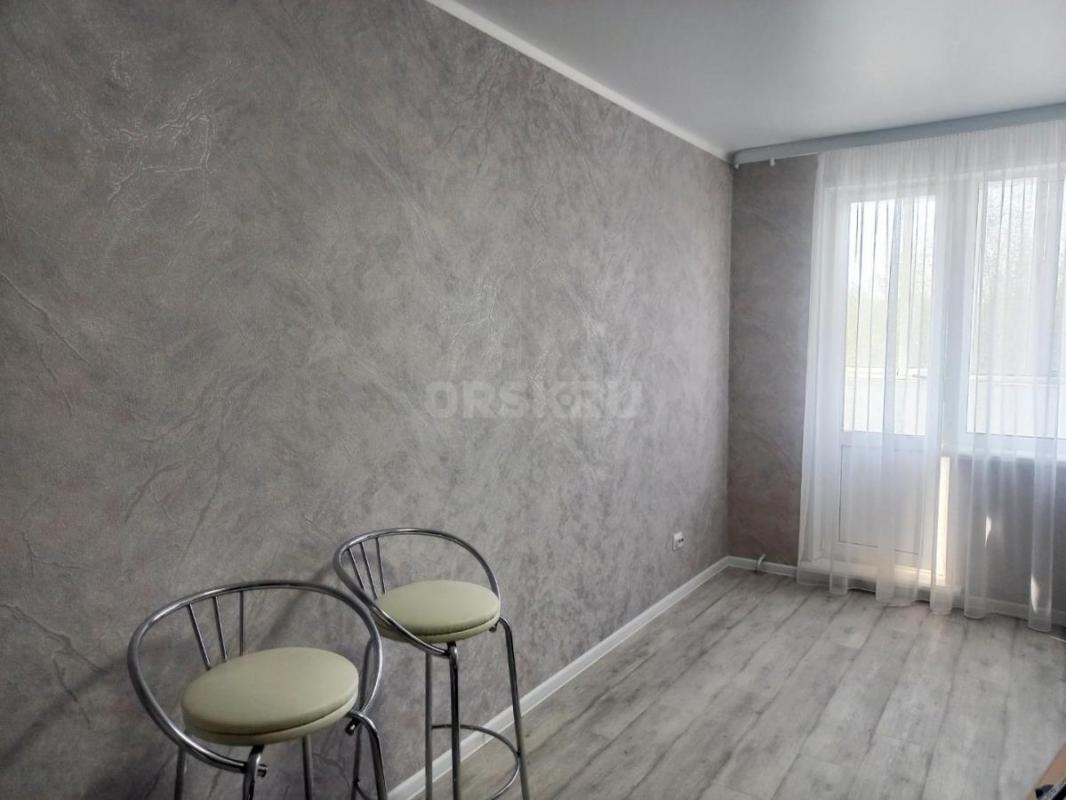 В продаже 3х комнатная квартира, расположенная на 4 этаже 5 этажного панельного дома, по адресу: ул. - Орск