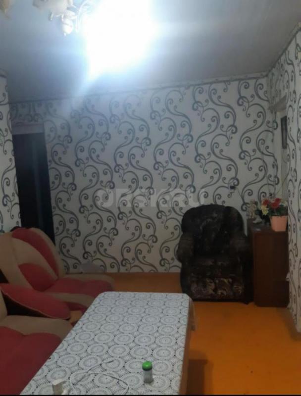 Продаю свою квартиру в центре города,3 комнаты и общей площадью 57 квадратов, 2 этаж пятиэтажного до - Орск