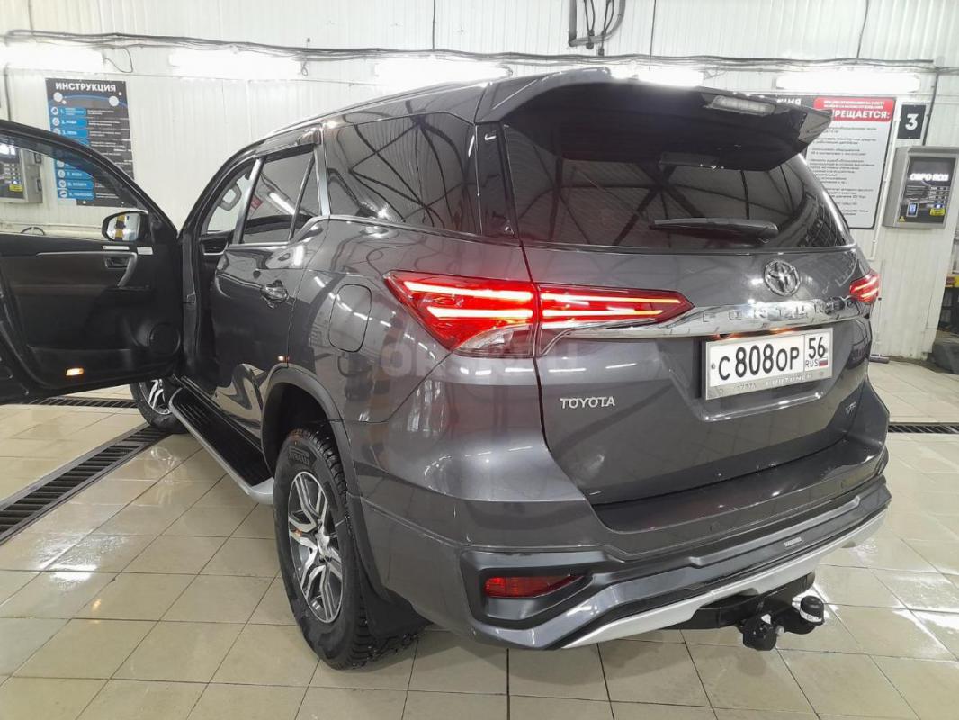 Машина новая,не ездили,стояла. - Орск