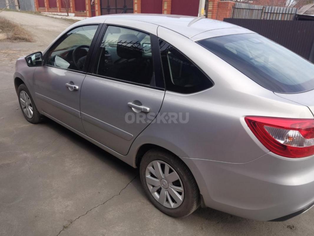 продаю свою машину, в такси не работал, ездил один человек я. - Орск