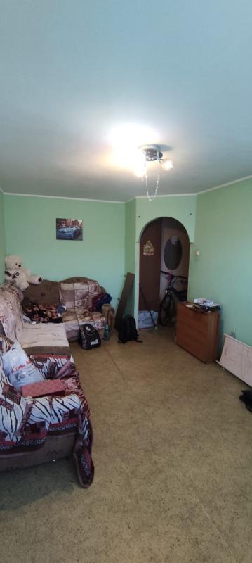 Мебель имеется для проживания,сплит система, техника,магазины рядом с домом, остановка тоже, школа,с - Новотроицк