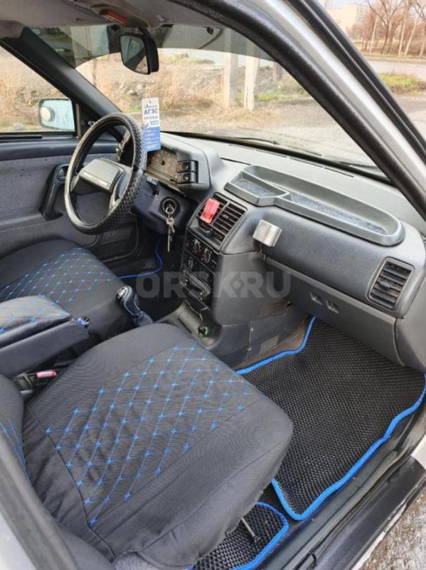 Продам ваз-2111 2003 год
В красивом цвете Снежная королева
2-ХОЗ
Кузов ровный без вмятин и рыжико - Орск