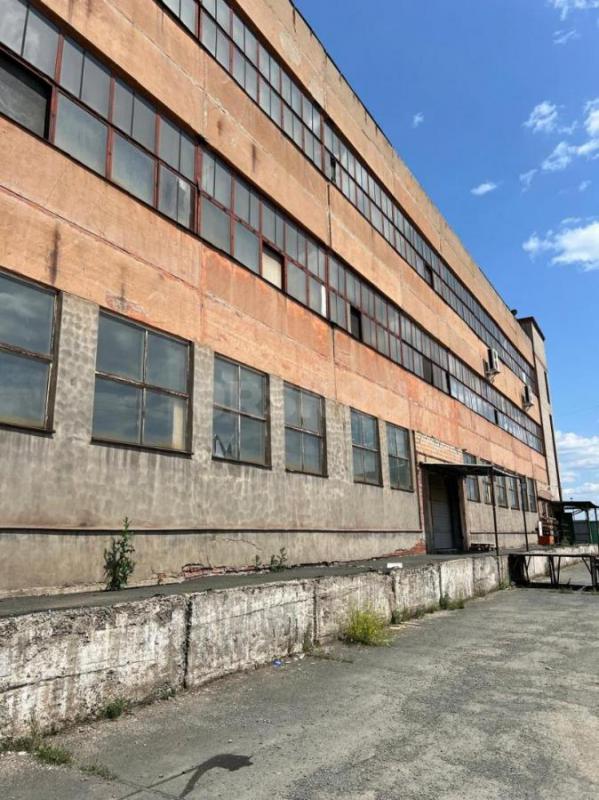 Сдам большое отапливаемое помещение 2000 кв. - Орск