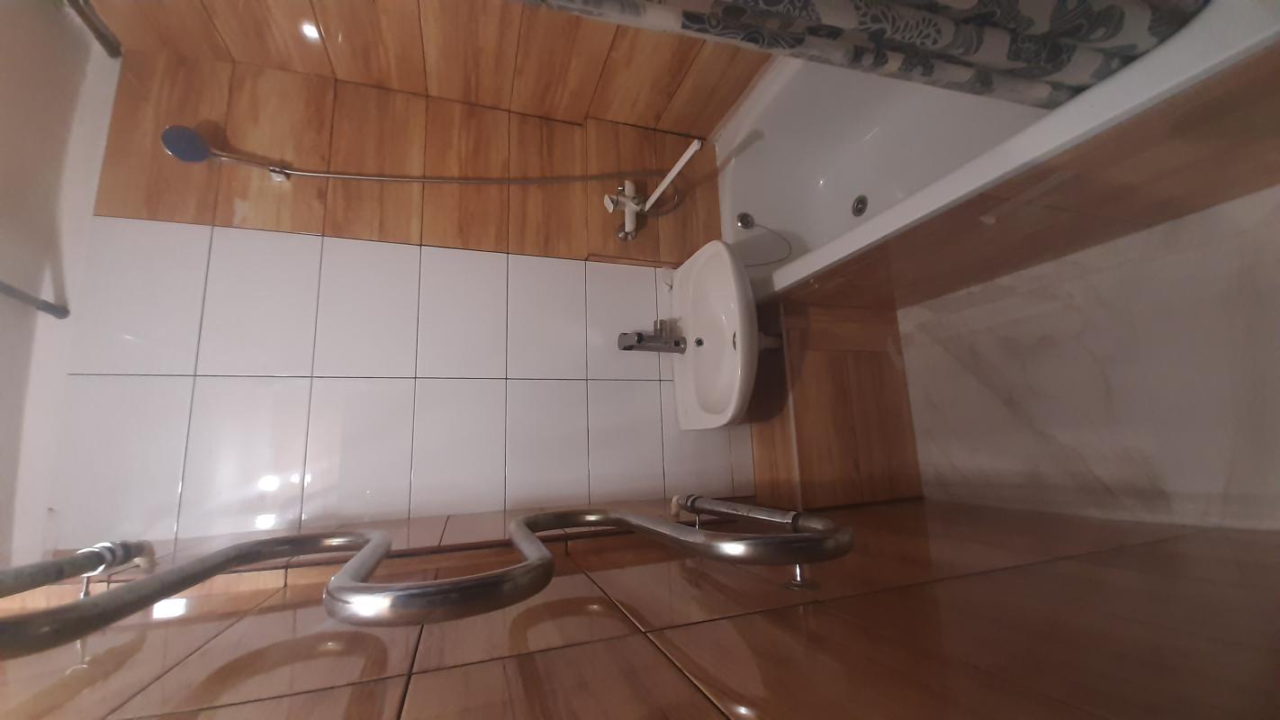 4 комнатная в хорошем районе Рассрочка. - Новотроицк