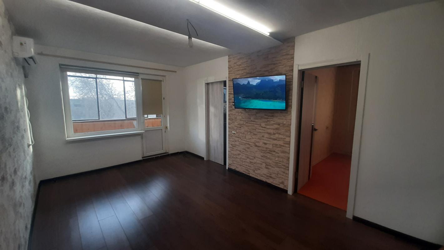 4 комнатная в хорошем районе Рассрочка. - Новотроицк