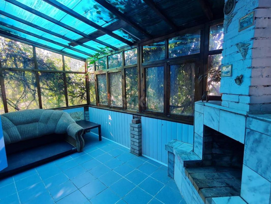 Продам жилой 2-х этажный дом, расположенный по адресу: улица Рябиновая(район Мостострой). - Орск