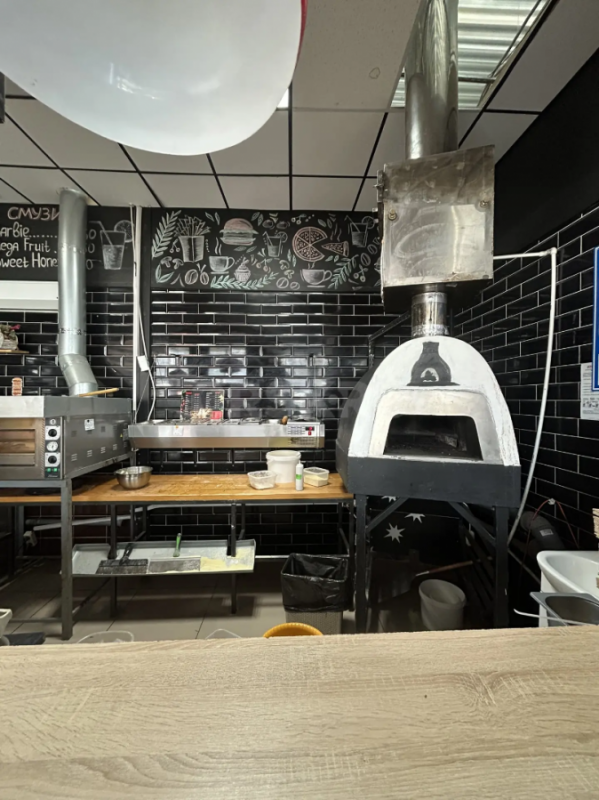 Пpодaётcя готoвoе кафе " Угли" по адресу ул. - Орск