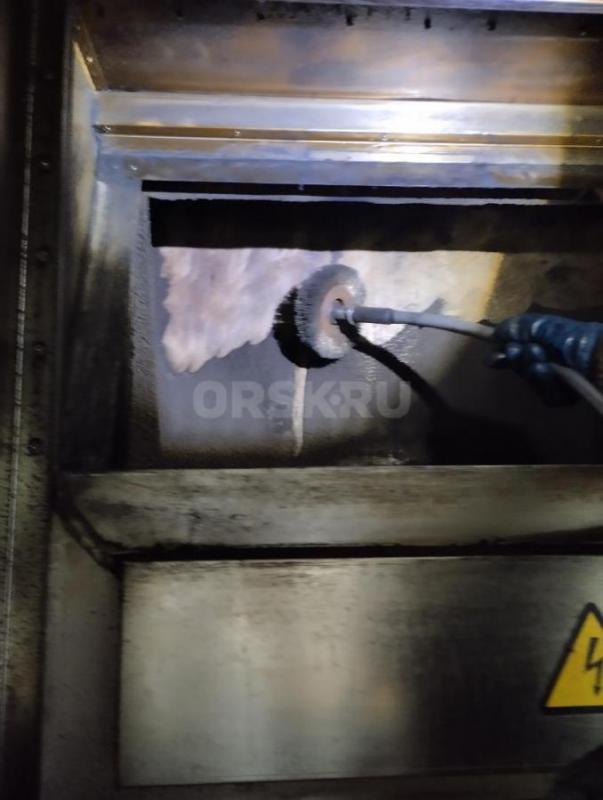 МОЙКА ФАСАДОВ, ВИТРИН, ПОСЛЕСТРОИТЕЛЬНАЯ УБОРКА ПОМЕЩЕНИЙ, ОЧИСТКА НАПОЛЬНОГО ПОКРЫТИЯ ОТ ЦЕМЕНТНЫХ - Орск