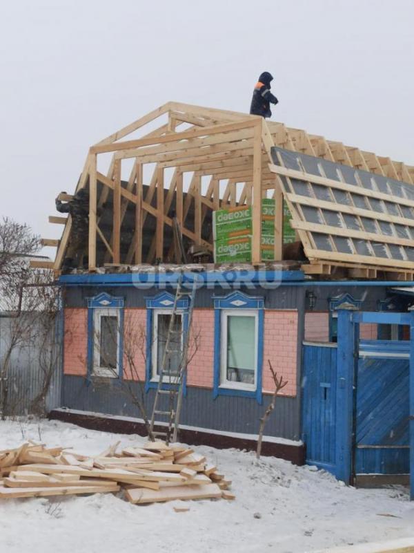 БРИГАДА СТРОИТЕЛЕЙ БЕЗ ВРЕДНЫХ ПРИВЫЧЕК . - Орск