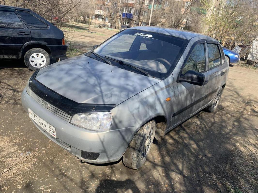 Lada Kalina 1 , 2007 год 
Цвет Серебристо-Бежевый 
4 владельца по ПТС
Реальный пробег 221000
Дно - Орск