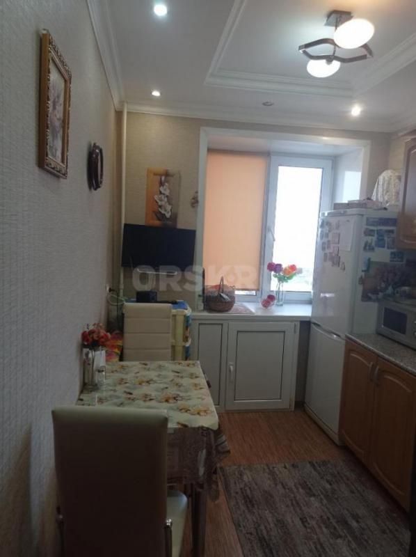 Продам 3-х комнатную квартиру в районе Тбилисская, пр. - Орск