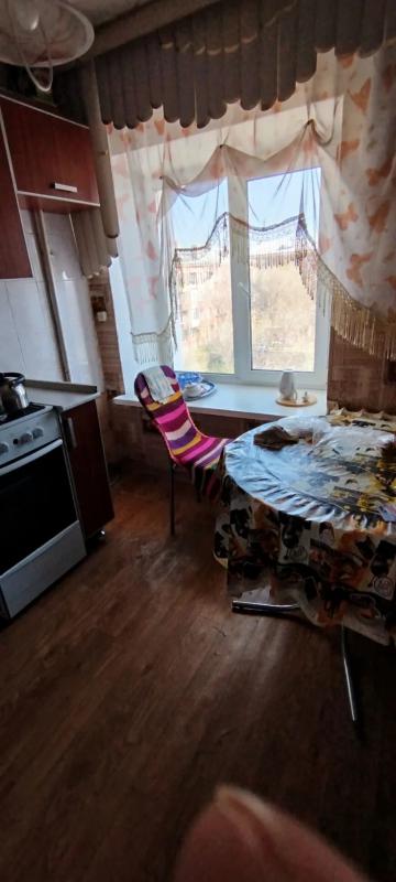 Продаю 1к квартиру на Советской д70 на 5 этаже в 9 этажном кирпичном  доме . - Новотроицк