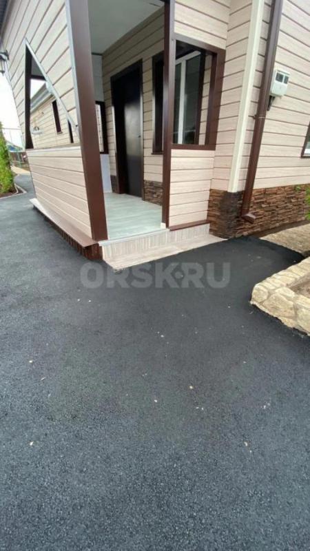 Асфальтирование территорий 
- Асфальтирование дачных участков; 
- Асфальтирование тротуаров; 
- Я - Орск