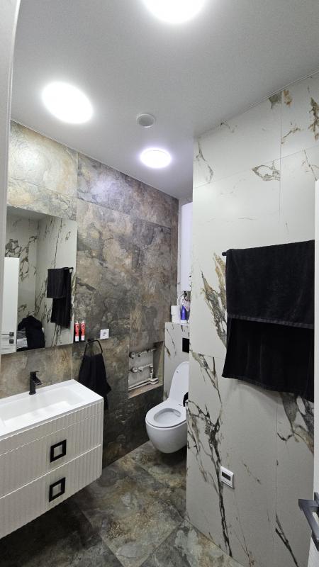 💎 ЖЕМЧУЖИНА В ИСТОРИЧЕСКОМ ЦЕНТРЕ НОВОТРОИЦКА! 💎

Продается эксклюзивная 4-комнатная квартира с диза - Новотроицк