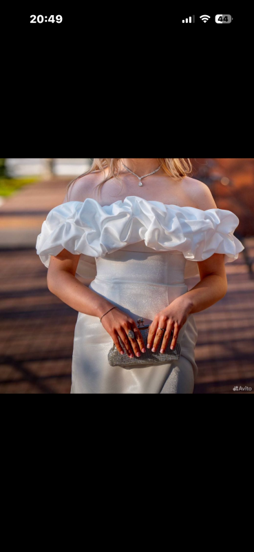 ⎯⎯⎯⎯⎯⎯⎯⎯⎯⎯
Продаю свадебное платье

Красивое белое свадебное платье с открытыми плечами и пышной - Оренбург