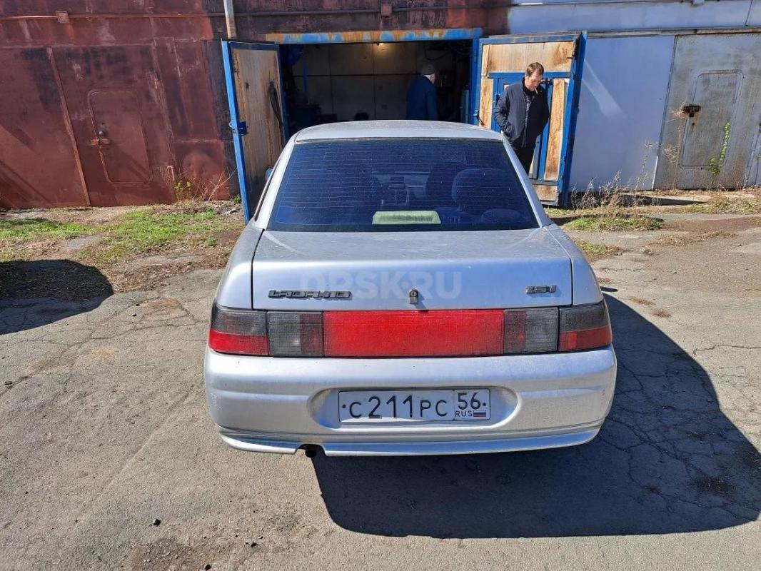 Продам Ваз 2110, по технике все в хорошем состоянии, свежая резина, акумулятор, доедет куда угодно. - Орск