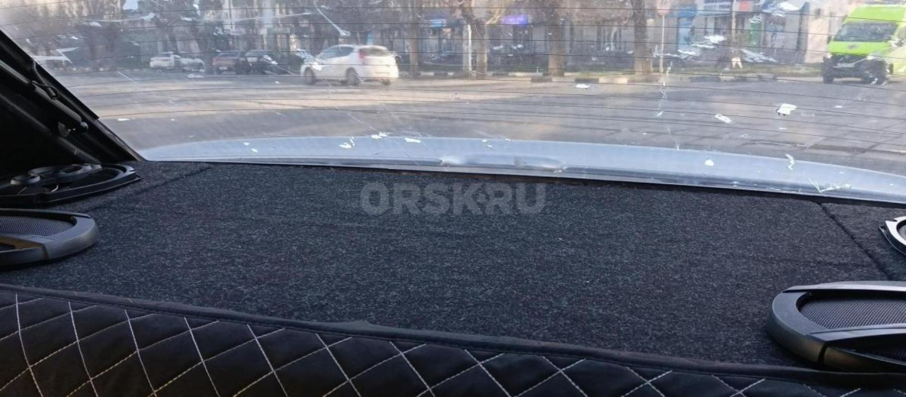 Продам, много по техничке что меня, ВУТ новый, страховка на год делалась недавно,днищем и кузовом на - Орск