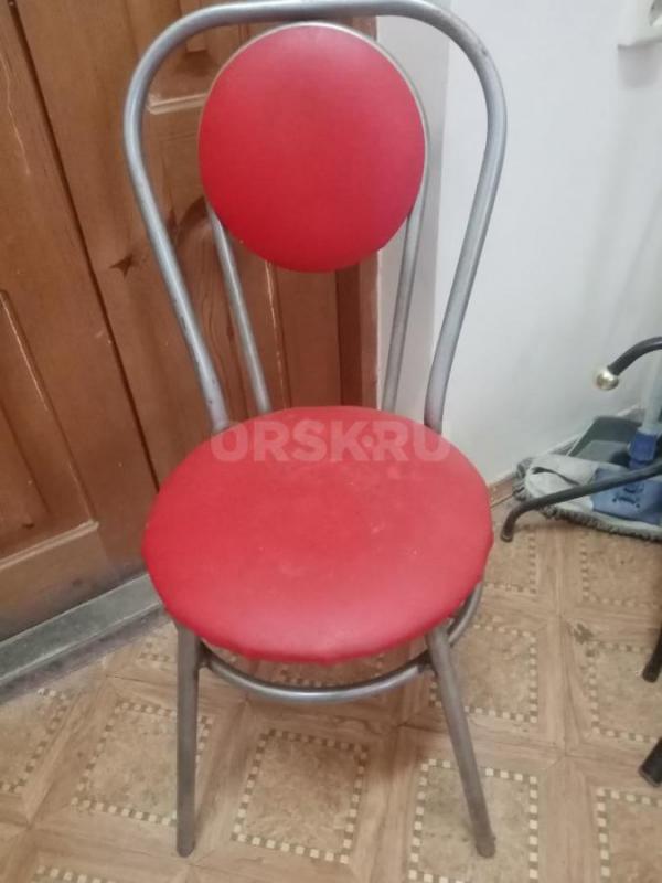 Стул компьютерный 1700р, стулья офисные 1100р. - Орск