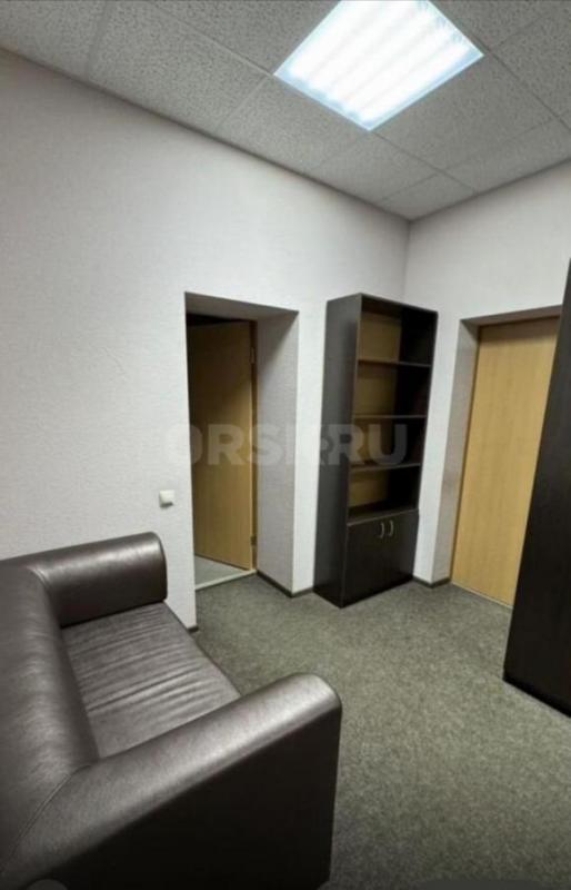 Сдаются в Аренду помещения(кабинеты) на 3-4 этажах, Конференц-зал  в здании гостиницы ФИЕСТА по адре - Орск