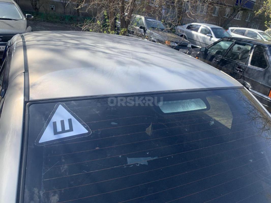 Lada Kalina 1 , 2007 год 
Цвет Серебристо-Бежевый 
4 владельца по ПТС
Реальный пробег 221000
Дно - Орск