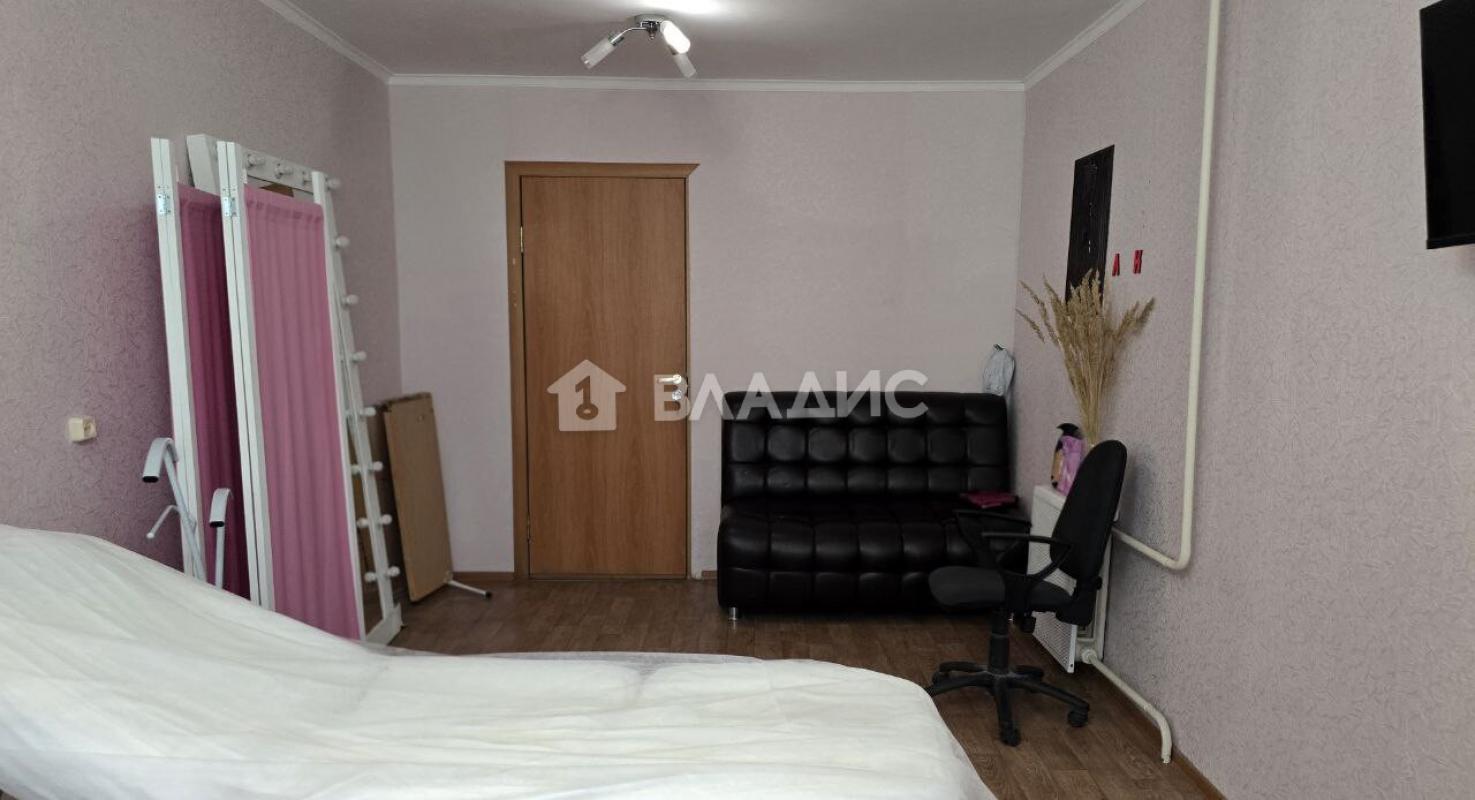 Продам нежилое помещение пр. - Не указан