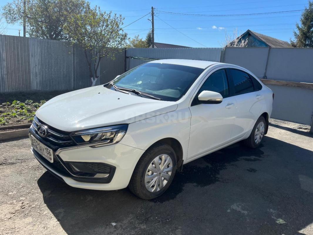 Продам Лада Веста 2023 
Пробег 15560
Отличное состояние, вмятин царапин нет, хозяин один
Комплект - Орск