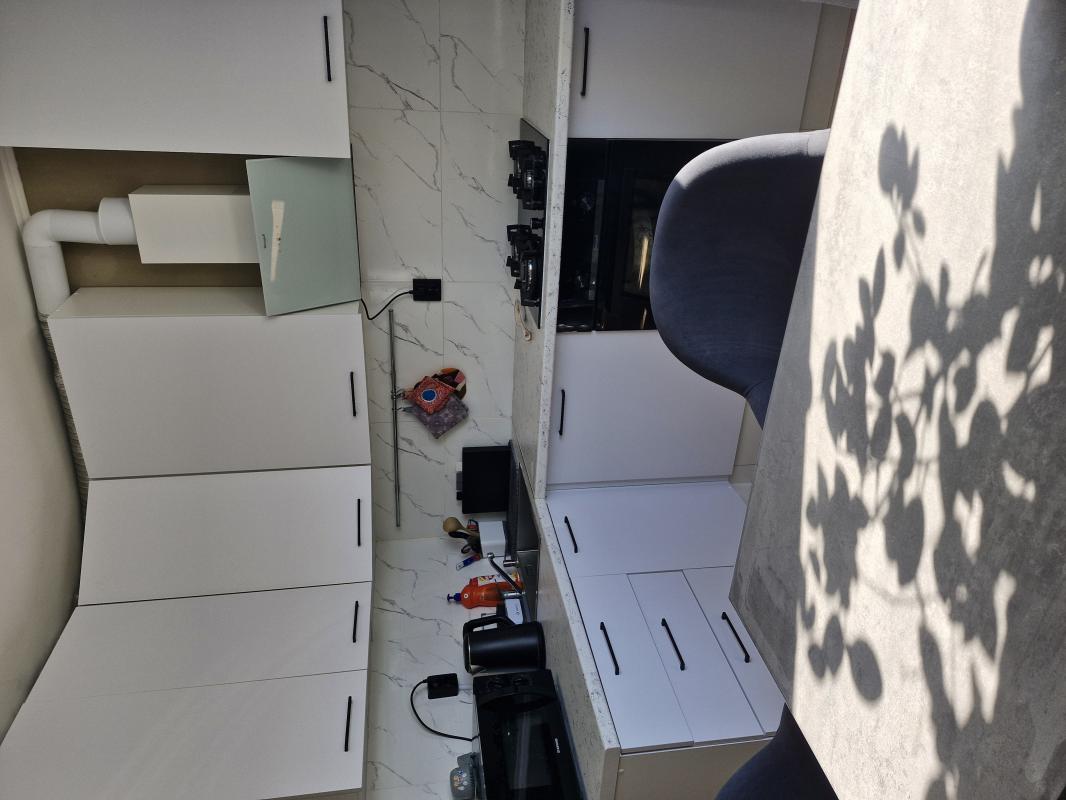 Тёплая, раздельная  2 -комнатн. - Не указан